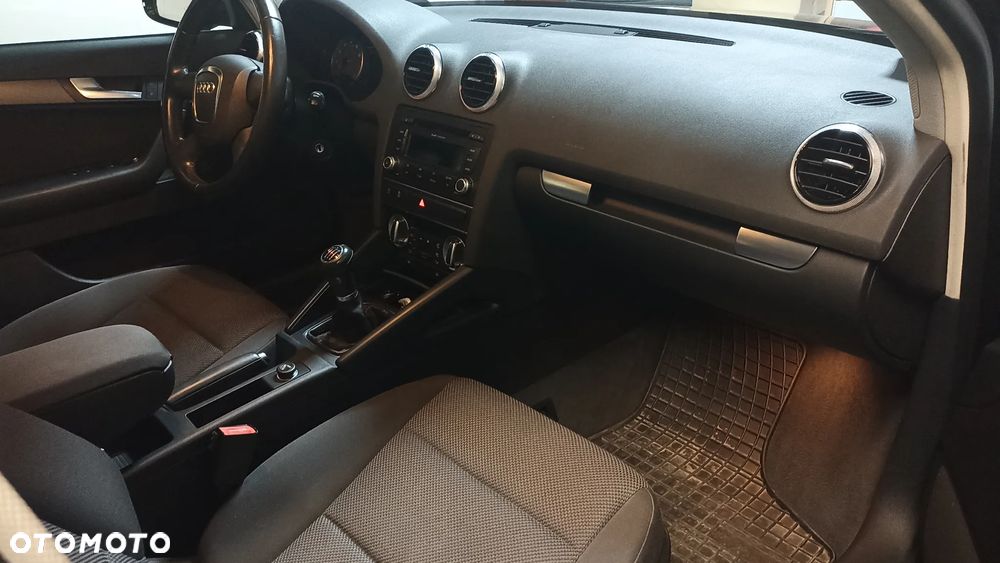 Audi A3 Sportback 1.2 TFSI Attraction - 15
