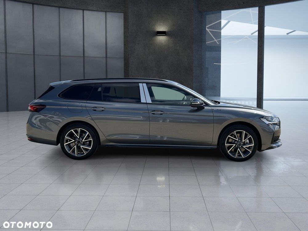 Skoda Superb 2.0 TSI Sportline DSG - 10