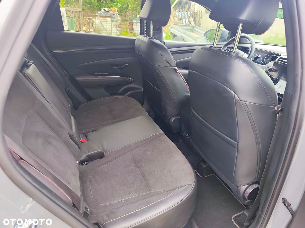 Hyundai Tucson 1.6 T-GDi HEV 2WD N Line - 24