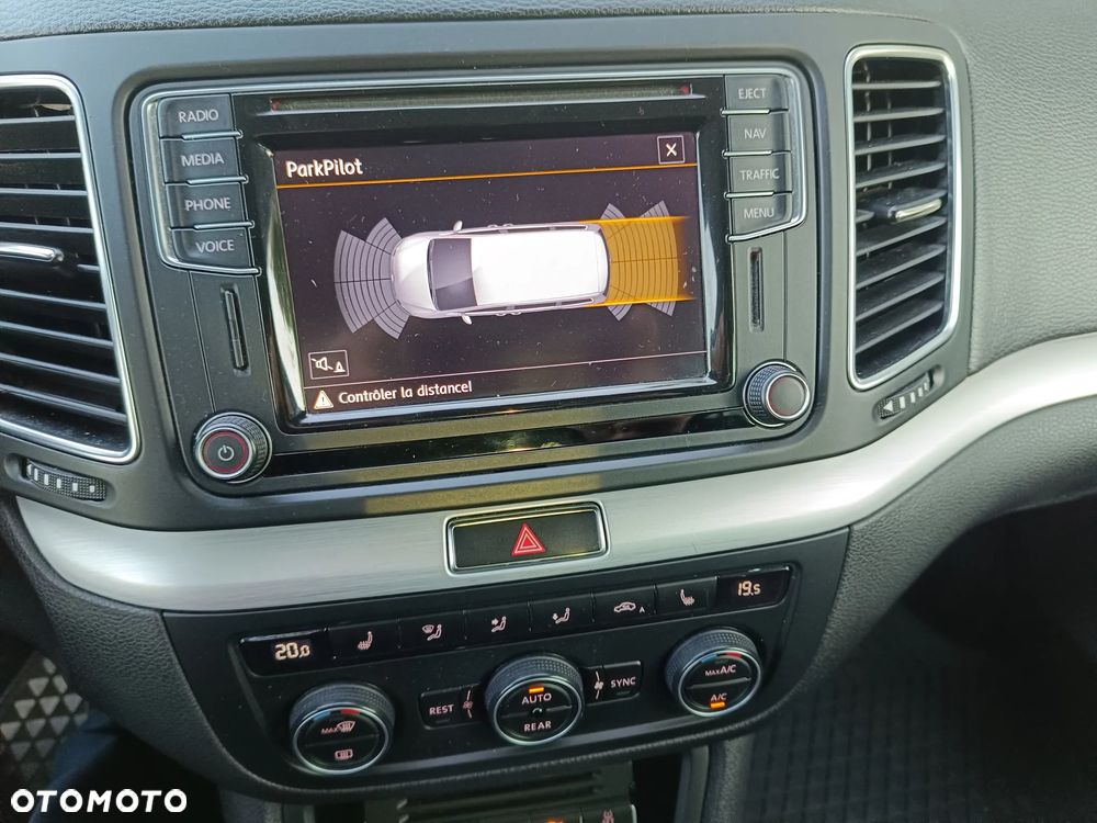 Volkswagen Sharan - 15