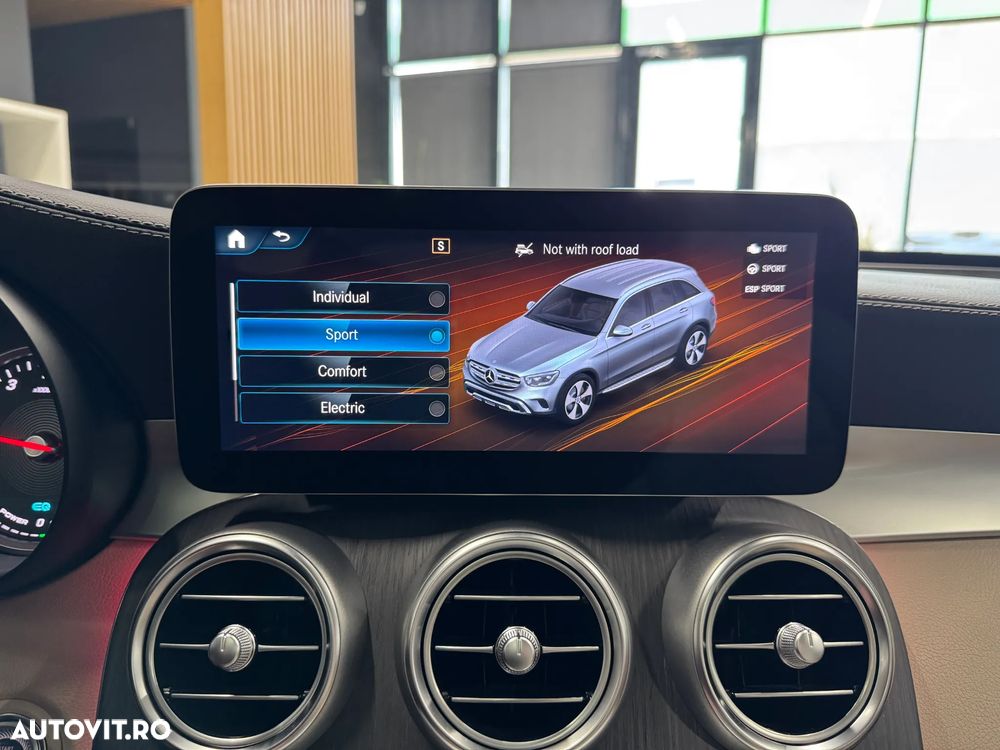 Mercedes-Benz GLC - 16