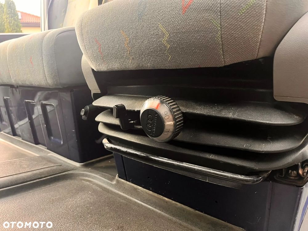Volkswagen Crafter - 12