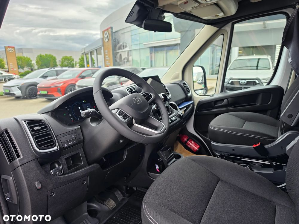 Toyota Proace Max - 13