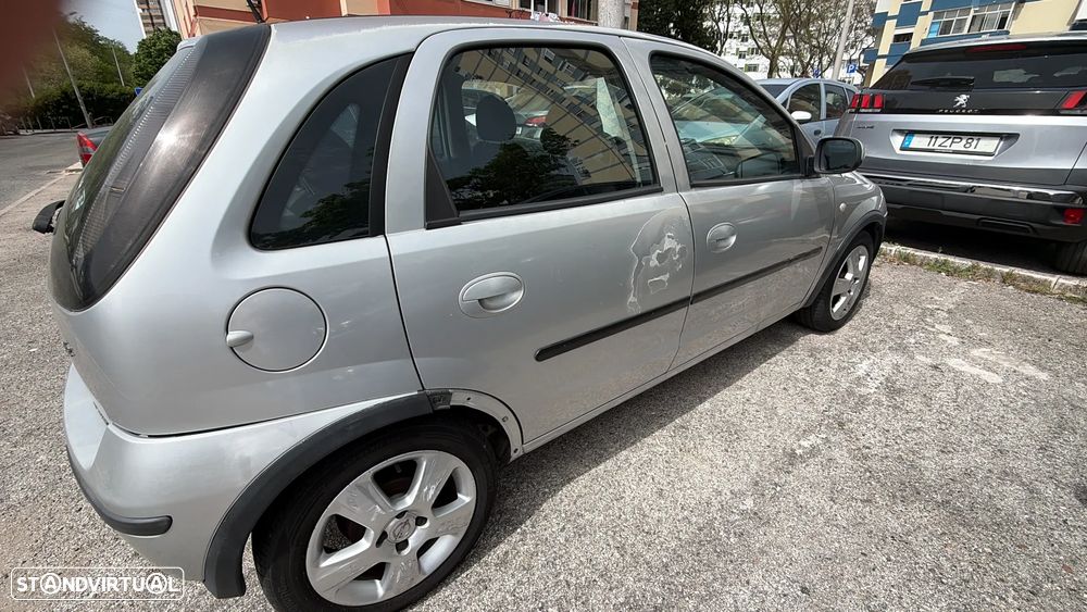 Opel Corsa - 10