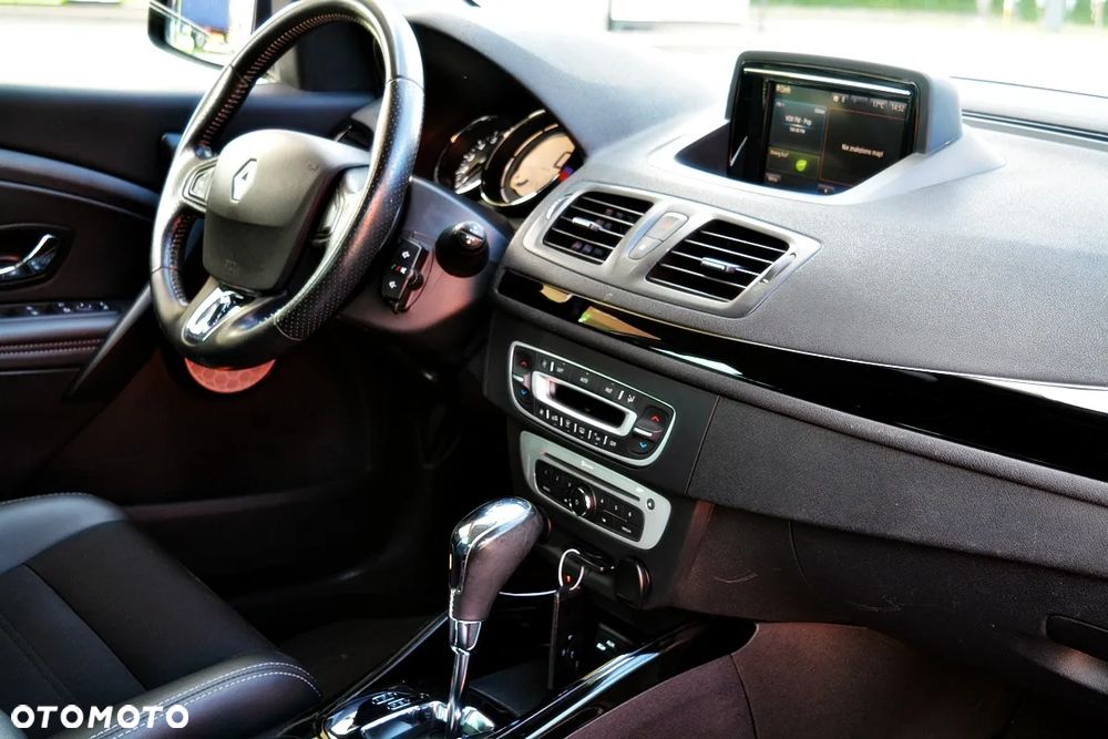 Renault Megane TCe 130 EDC Bose Edition - 6