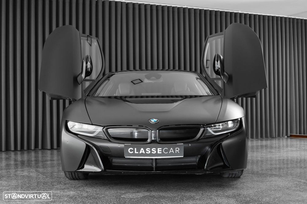 BMW i8 Standard - 8