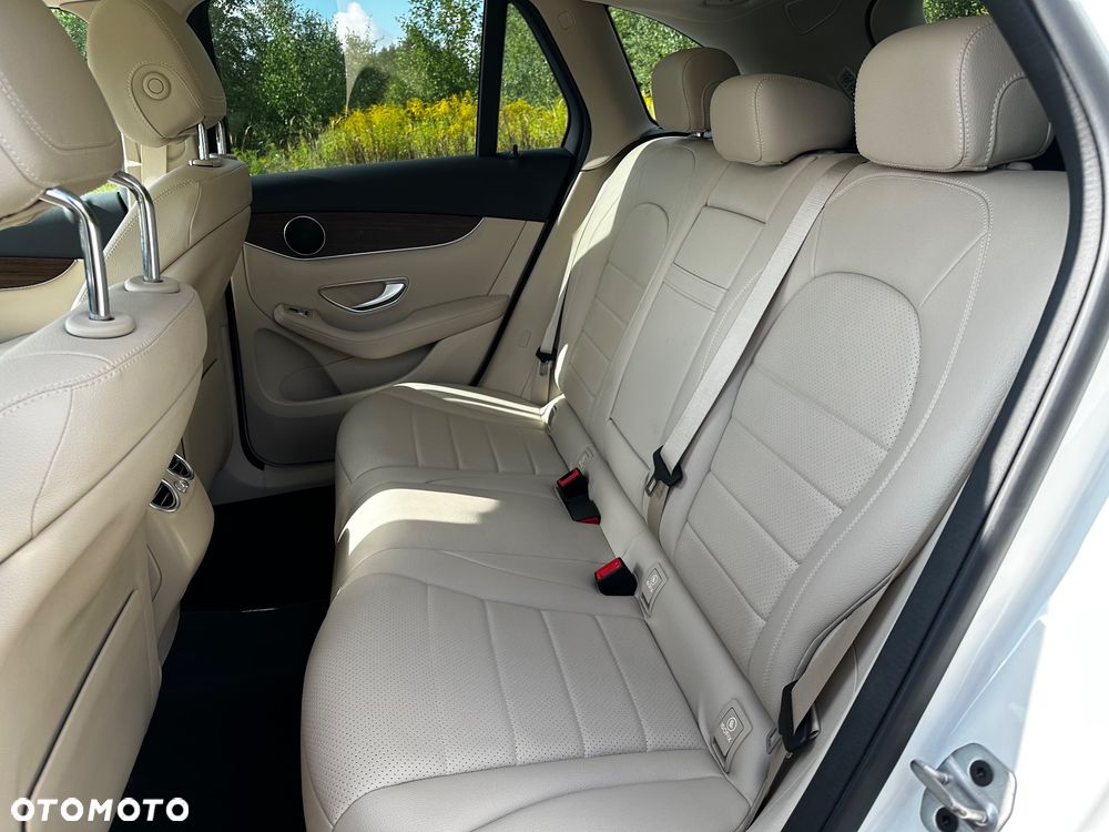 Mercedes-Benz GLC 300 4-Matic - 18