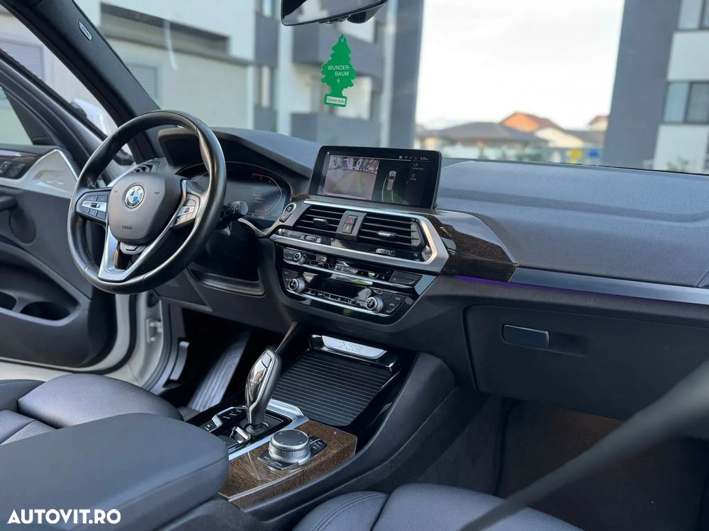 BMW X3 xDrive30i Aut. Luxury Line - 7