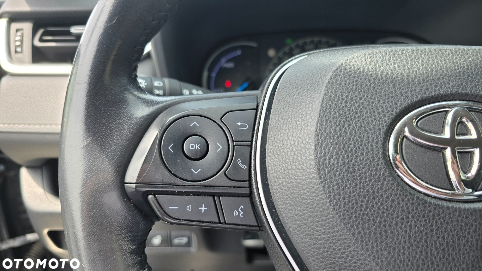 Toyota RAV4 - 28