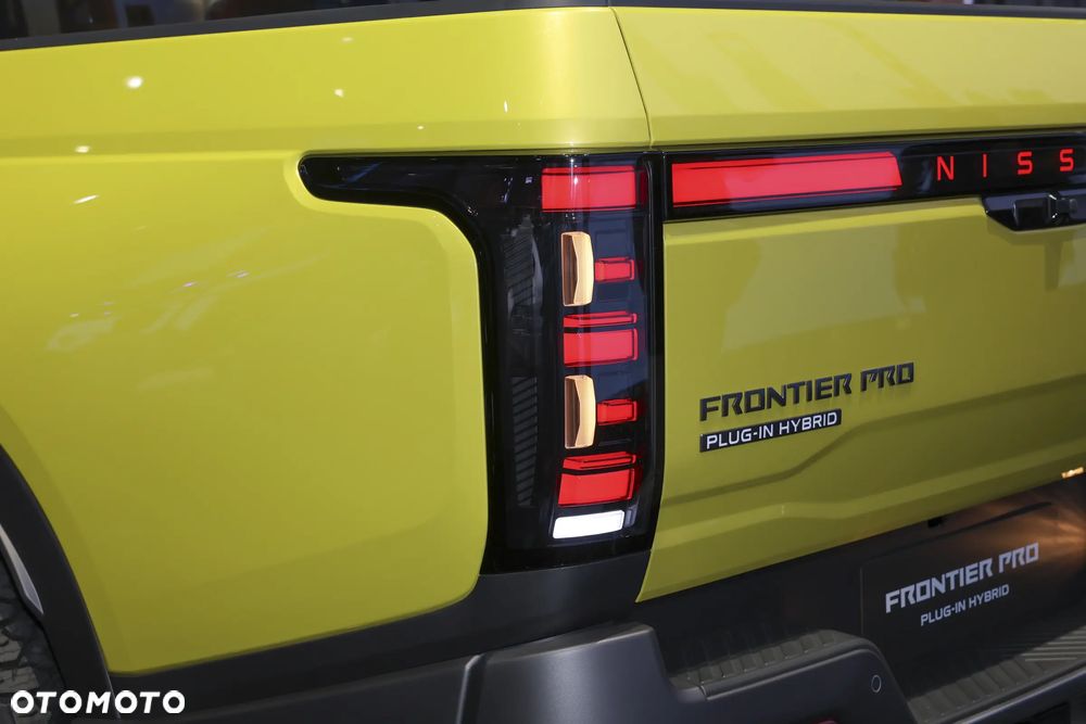 Nissan Frontier - 11