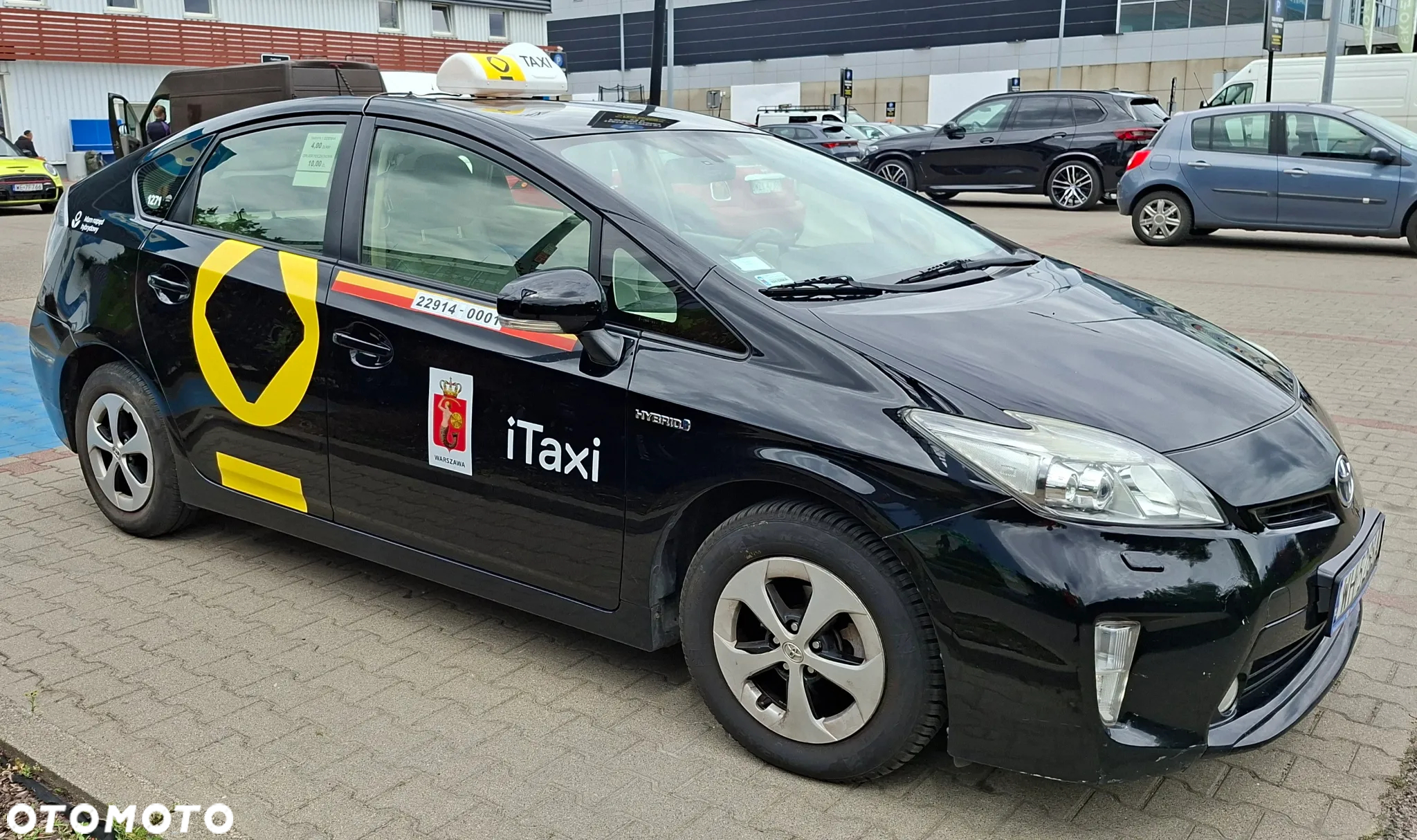 Toyota Prius (Hybrid) - 2