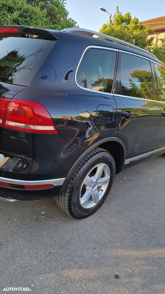 Volkswagen Touareg 3.0 V6 TDI BMT - 25