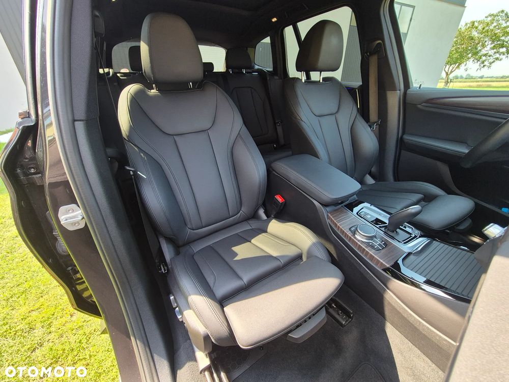BMW X3 - 24