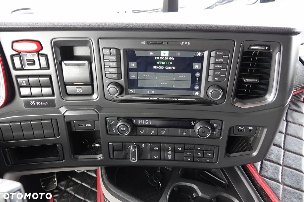 Scania S 530 / V8 / RETARDER   / BOGATE WYPOSAŻENIE / - 29