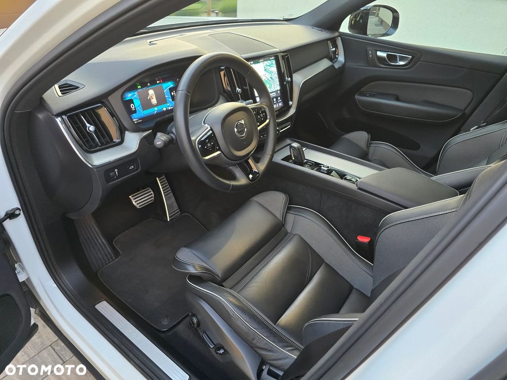 Volvo XC 60 B4 B Geartronic RDesign - 17
