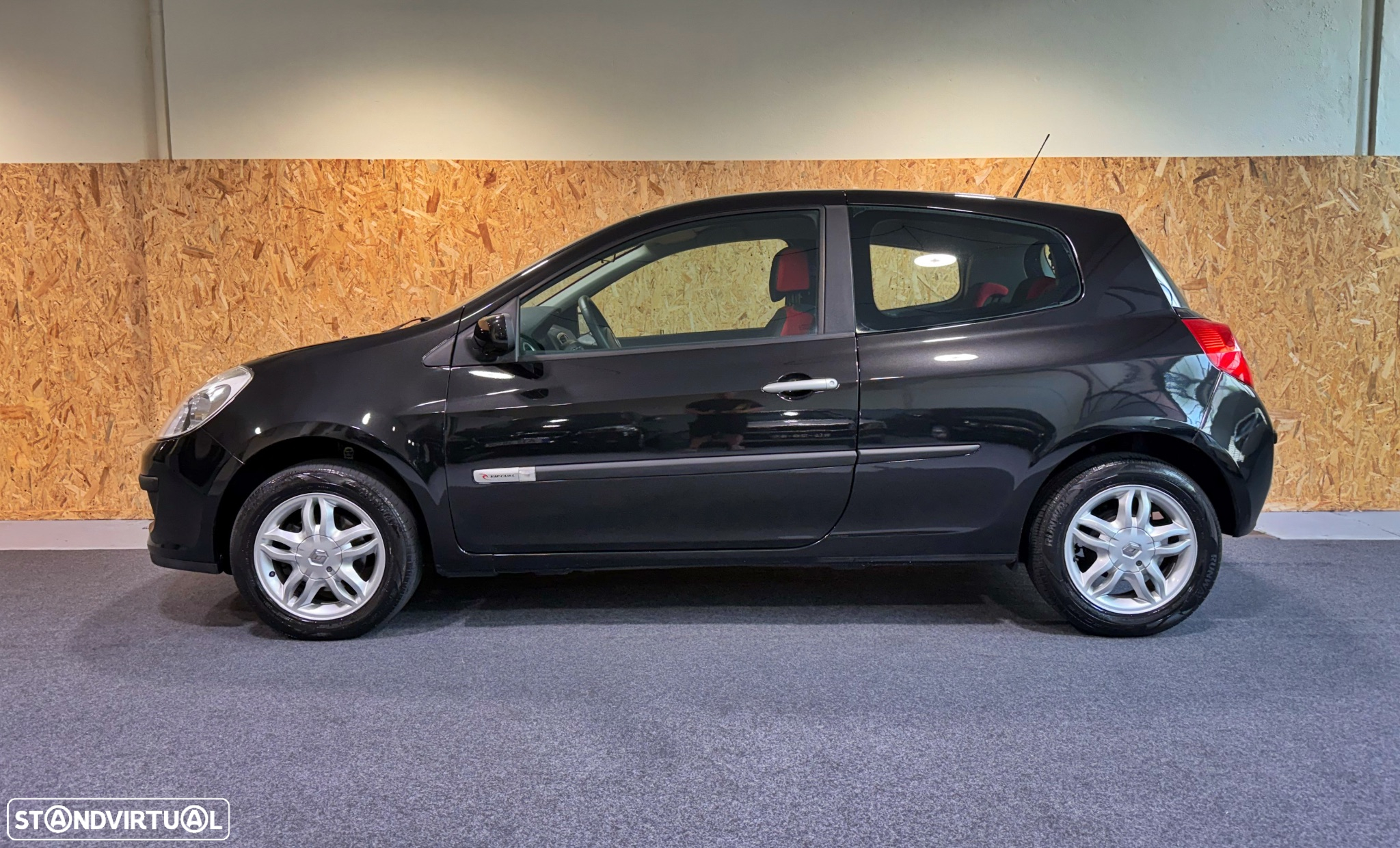 Renault Clio 1.2 16V Rip Curl II - 3