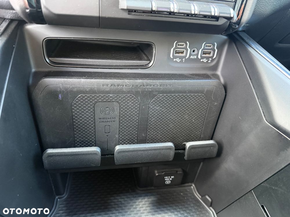 RAM 1500 5.7 Crew Cab Longbed Laramie Black - 6