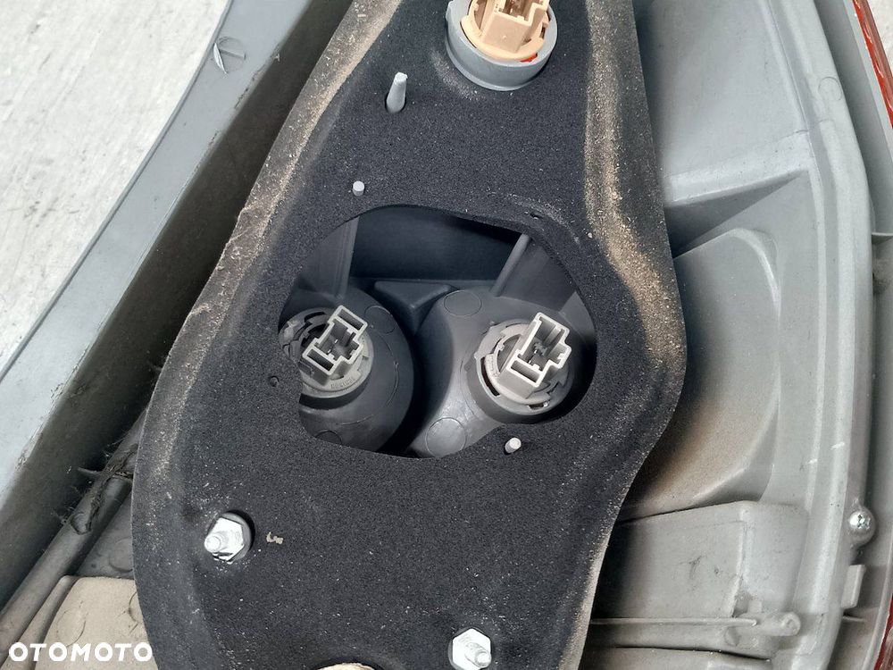 LAMPY TYŁ KOMPLET HONDA JAZZ II ( 02-08 ) - 2