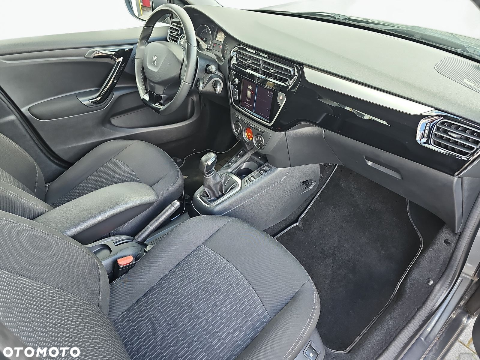 Peugeot 301 1.6 VTi Allure - 26