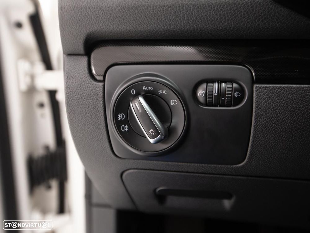 VW Golf Variant - 13