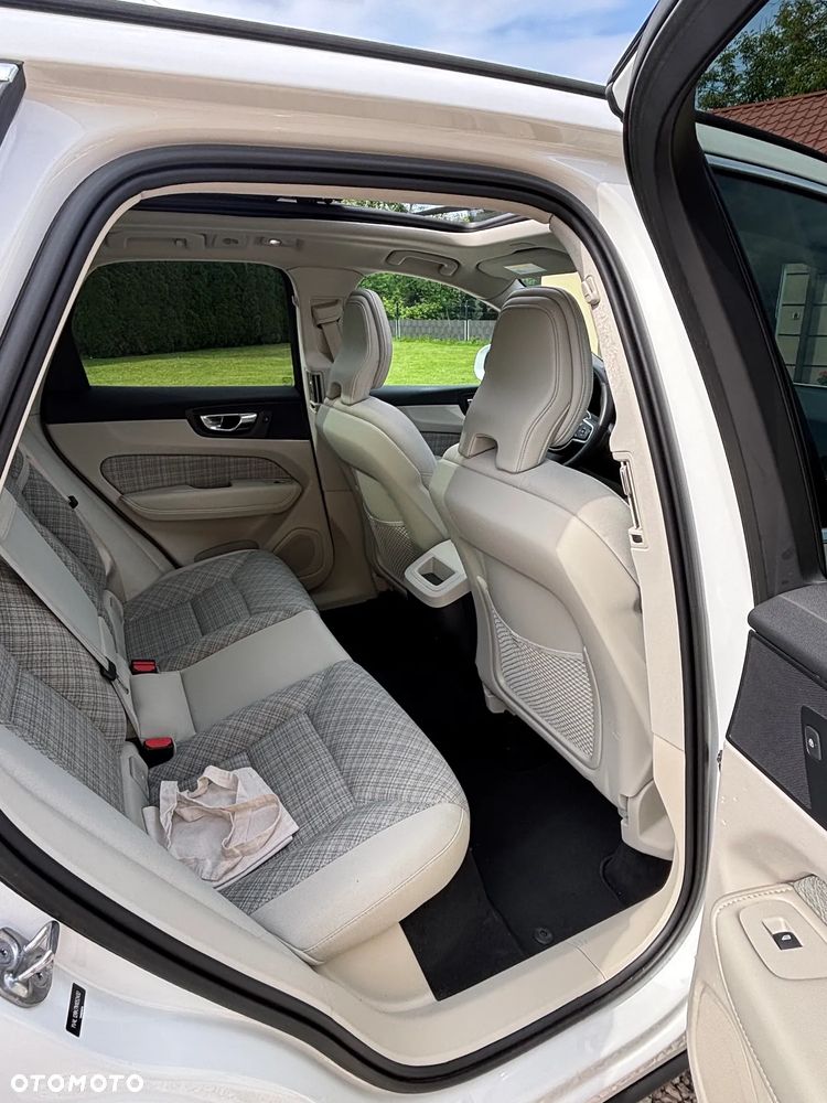 Volvo XC 60 B5 B Geartronic Momentum Pro - 15