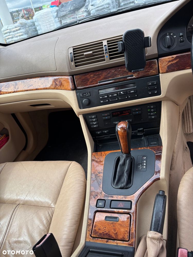 BMW Seria 5 - 19