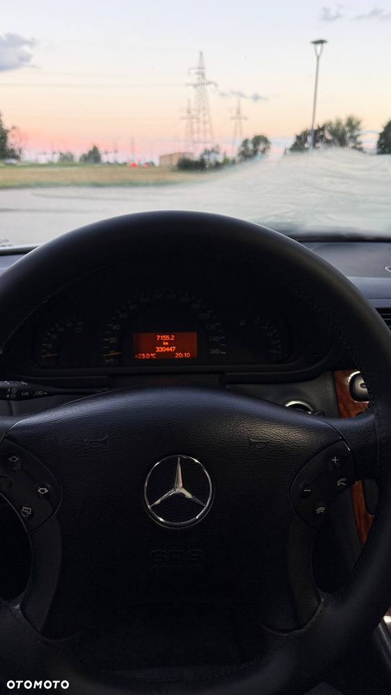 Mercedes-Benz Klasa C 220 CDI Classic - 15