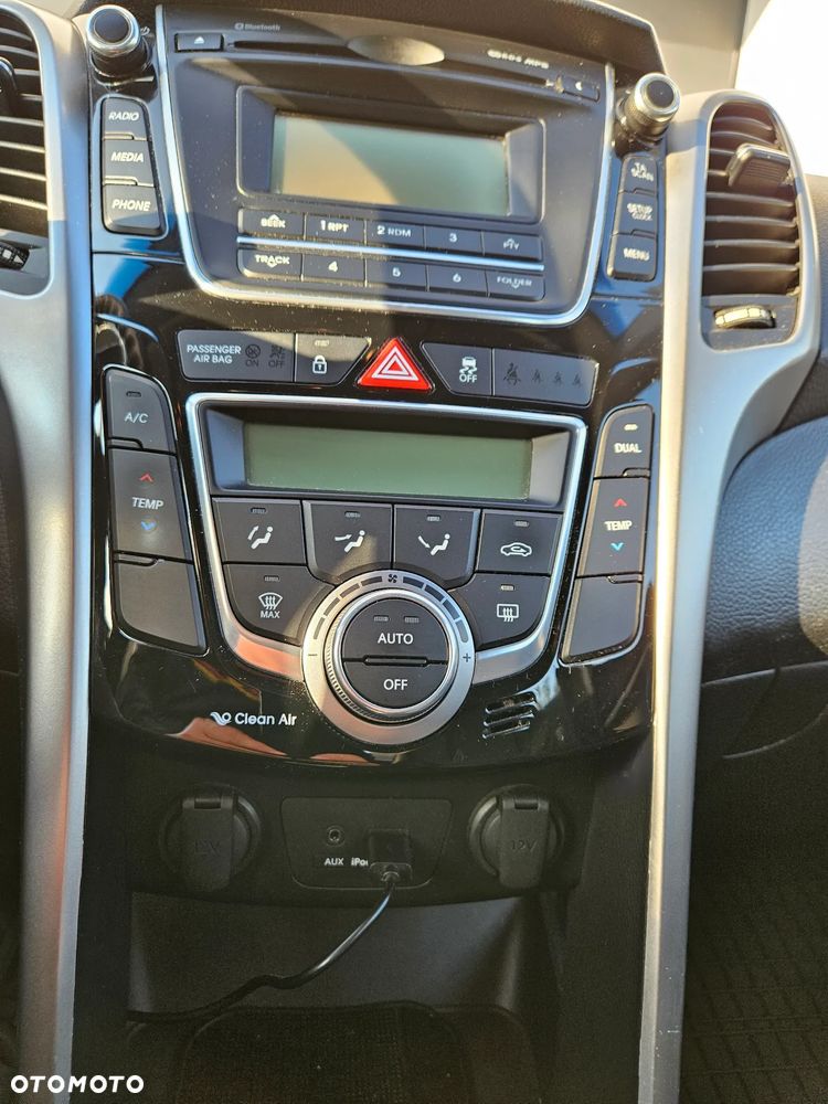 Hyundai i30 1.6 GDI Comfort - 12