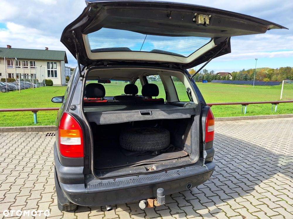 Opel Zafira 1.8 16V Elegance - 4