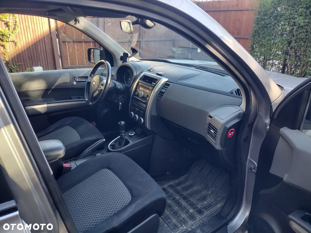 Nissan X-Trail 2.0 4x4 XE - 7