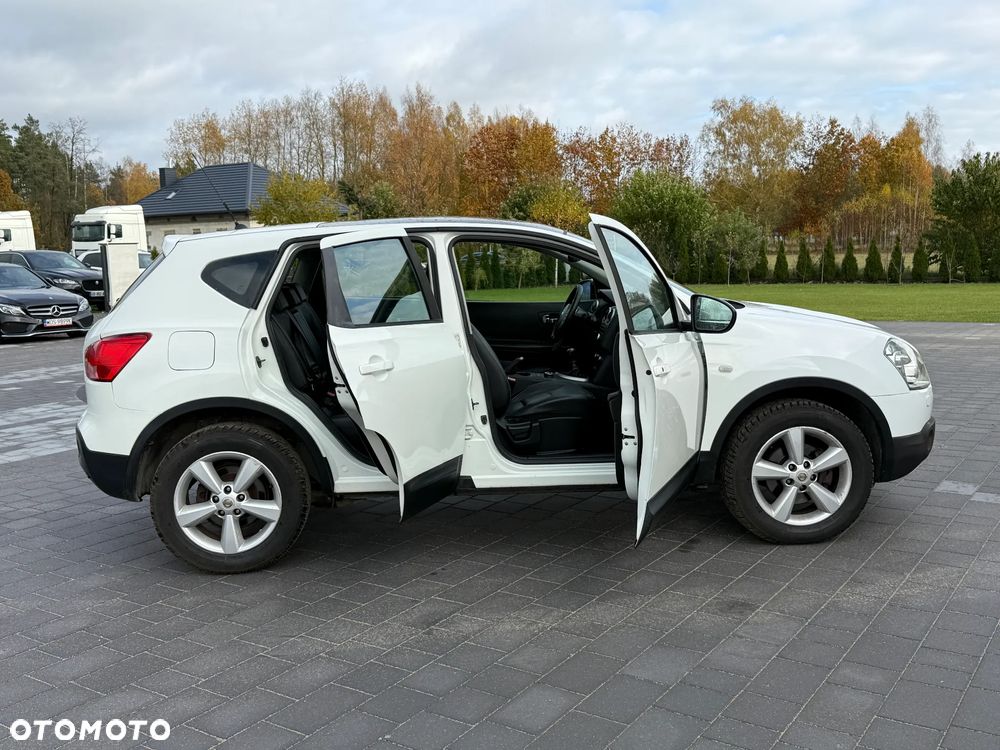 Nissan Qashqai 2.0 dCi 4x4 Tekna Premium - 24