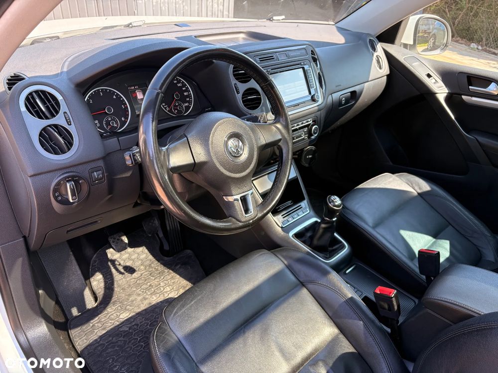 Volkswagen Tiguan 2.0 TDI 4Mot R-Style - 38