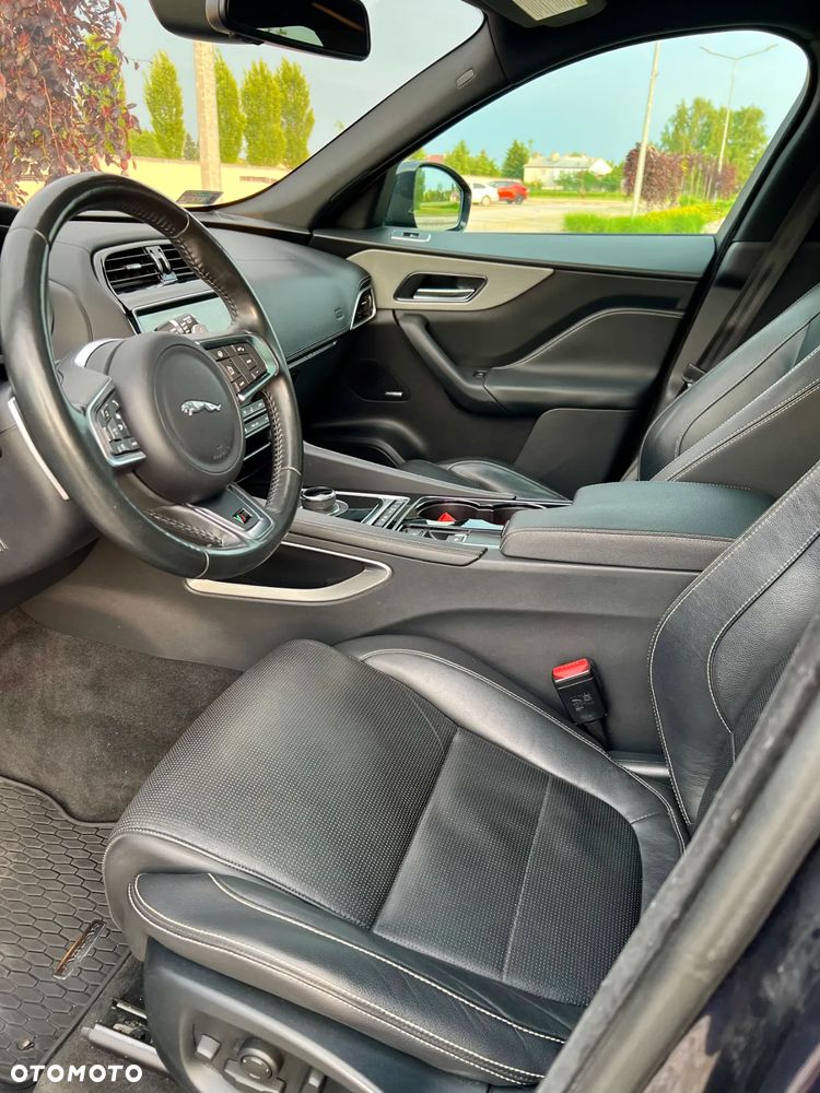 Jaguar F-Pace 3.0 V6 AWD S - 35