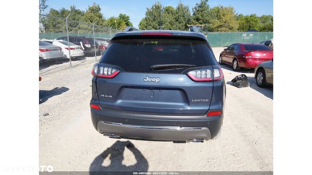 Jeep Cherokee - 8
