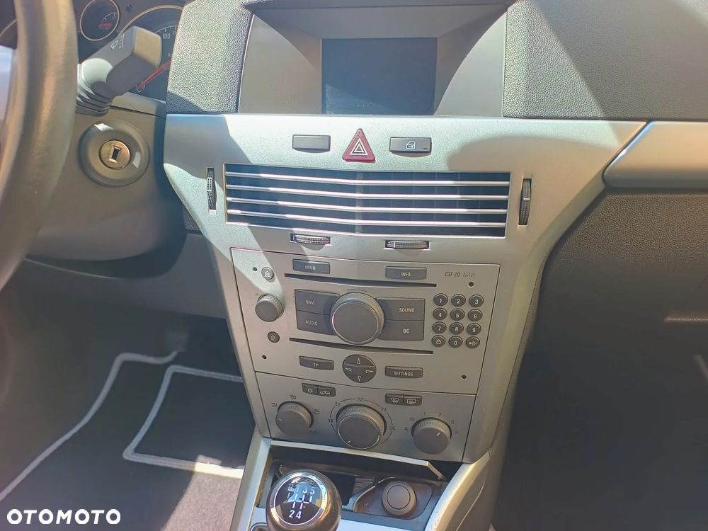 Opel Astra - 26