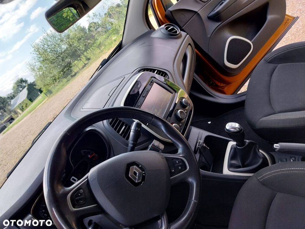 Renault Captur (ENERGY) TCe 90 LIFE - 24