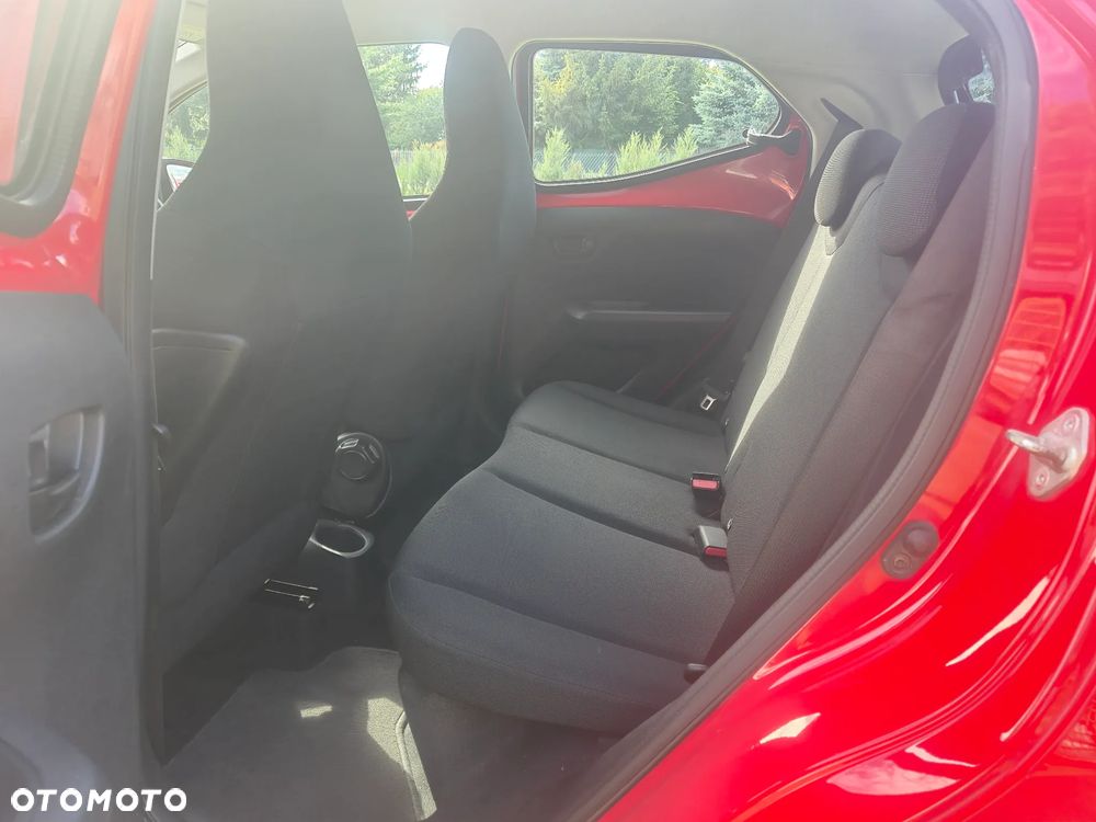 Toyota Aygo x-play - 23
