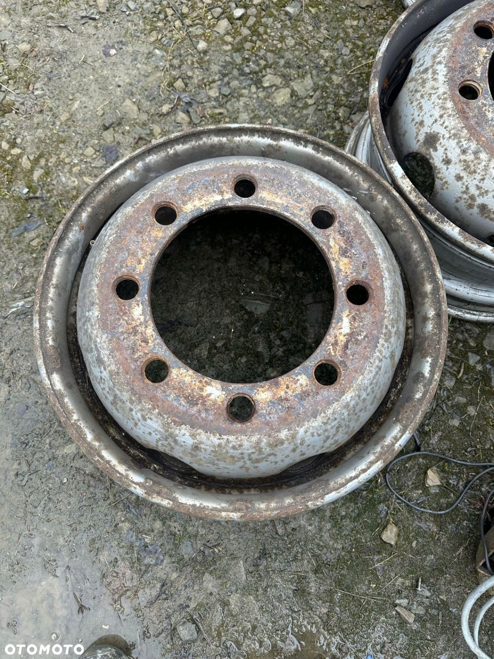 FELGA FELGI 19,5 8 SZPILEK RENAULT VOLVO - 3