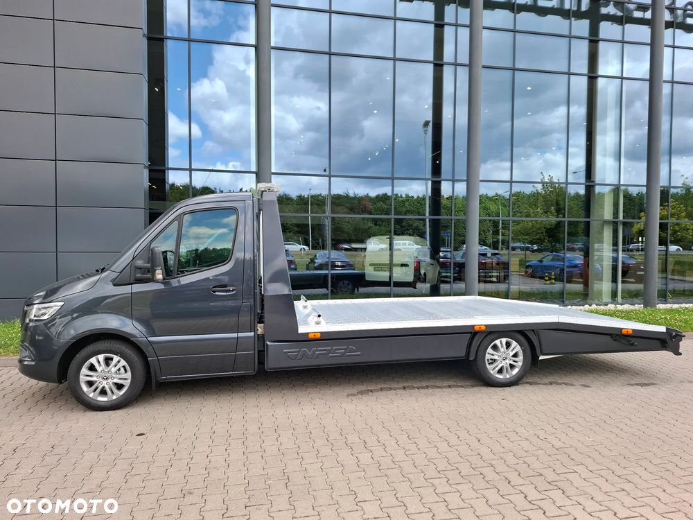 Mercedes-Benz Sprinter - 8