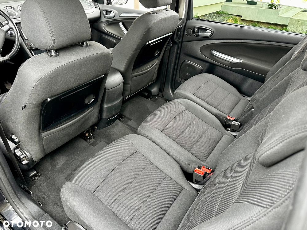 Ford Galaxy 2.0 TDCi DPF Titanium - 30