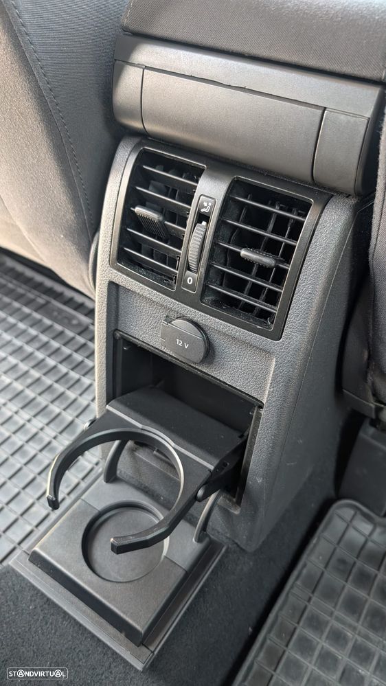 VW Touran 1.9 TDi Trendline 7L - 23