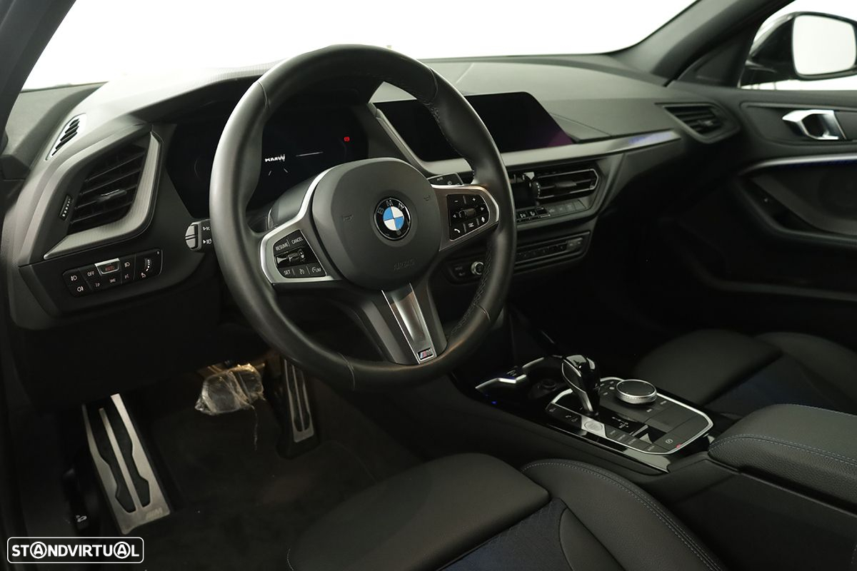 BMW 116 d Pack Desportivo M Auto - 10