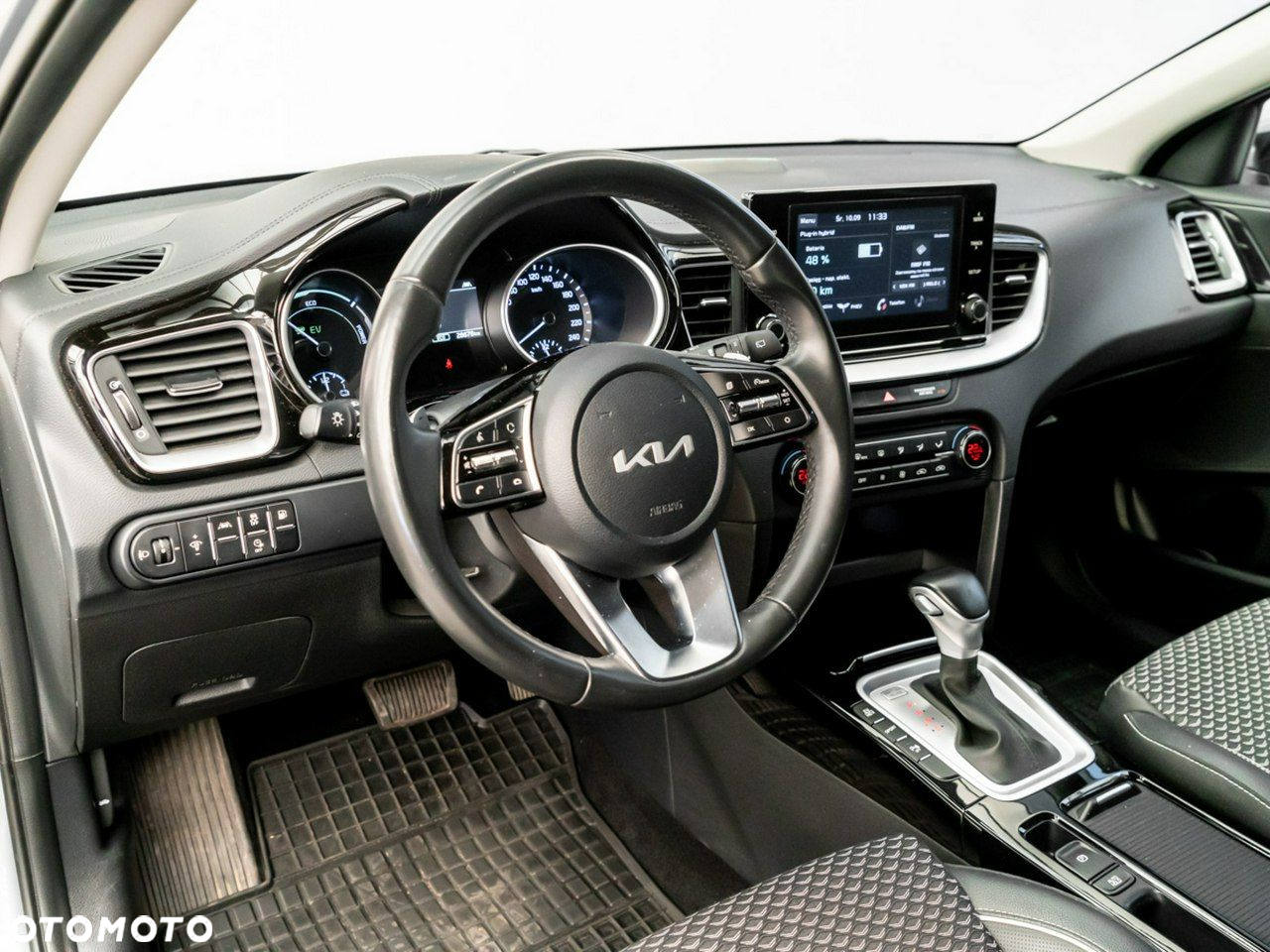 Kia XCeed - 24