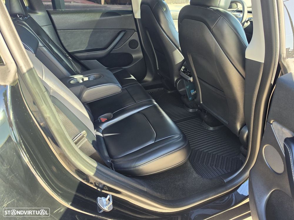 Tesla Model Y Standard - 33