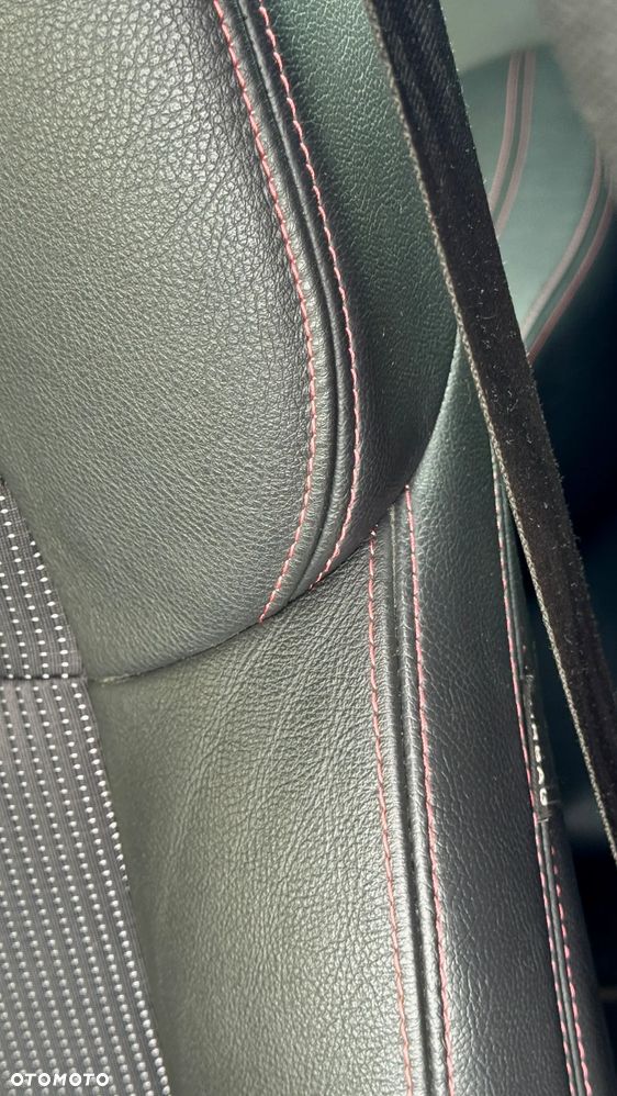 Peugeot 508 2.0 BlueHDi Allure S&S - 21