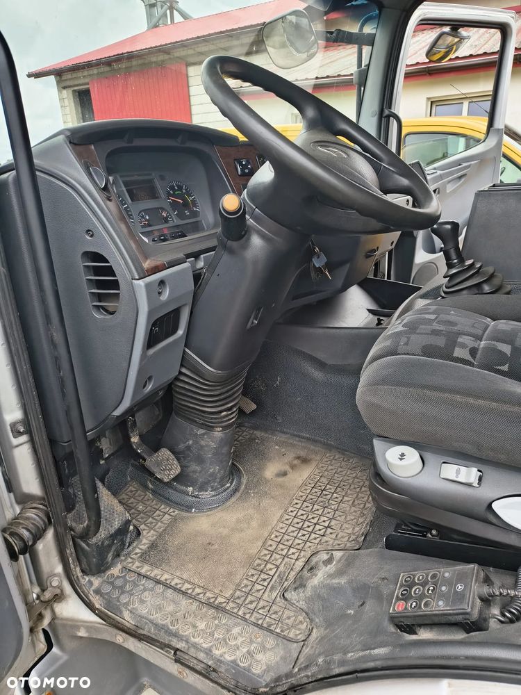 Mercedes-Benz ATEGO 250C - 2