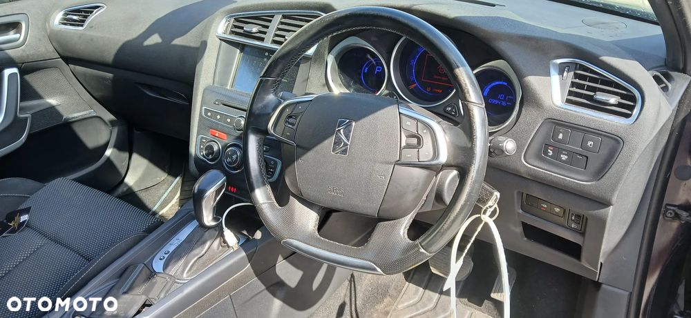 DS Automobiles DS 4 - 6