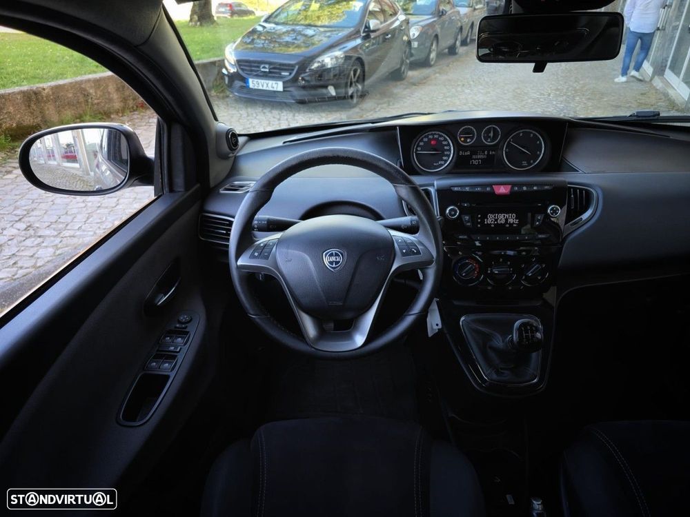 Lancia Ypsilon 1.3 M-jet S&S Platinum - 6