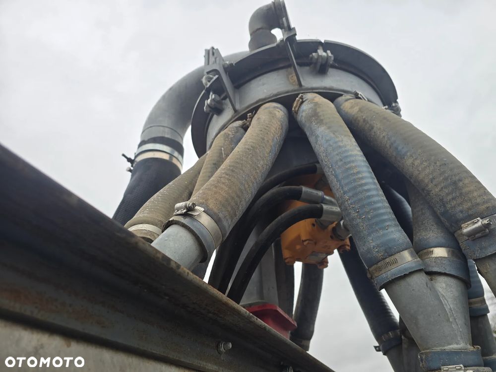 Kverneland Kultistrip F - 7