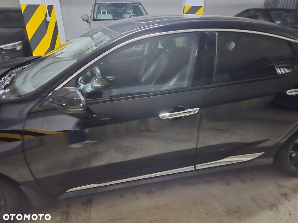 Honda Civic 1.5 T Executive - 17